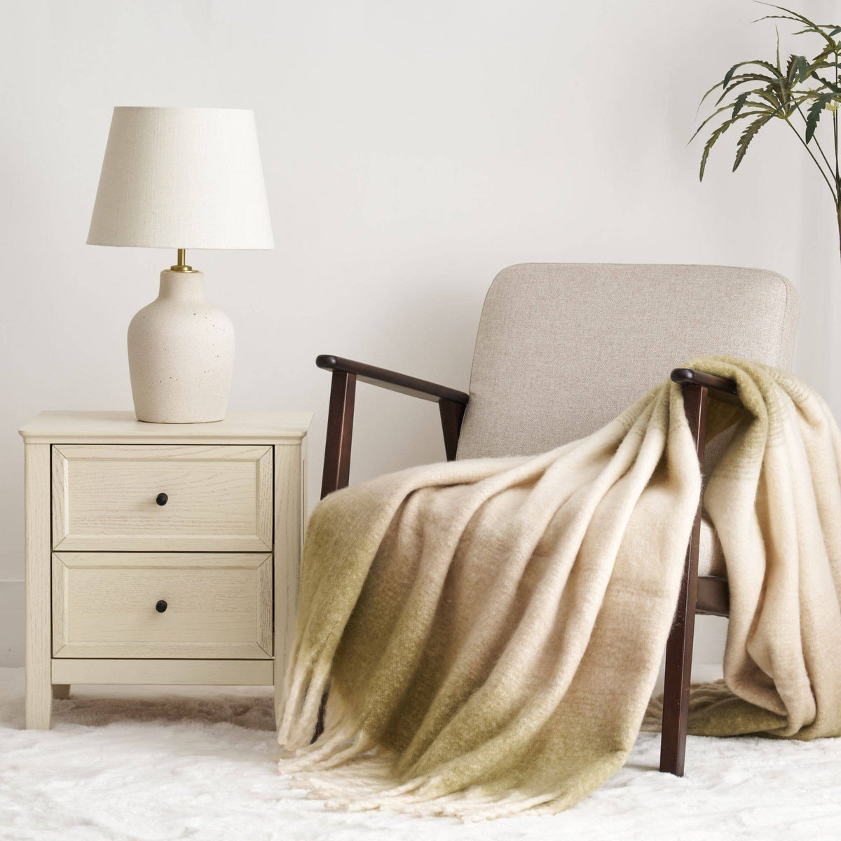 Highland Mist Ombre Throw in Charcoal, close-up of the ombre gradient, Croft & Cleo