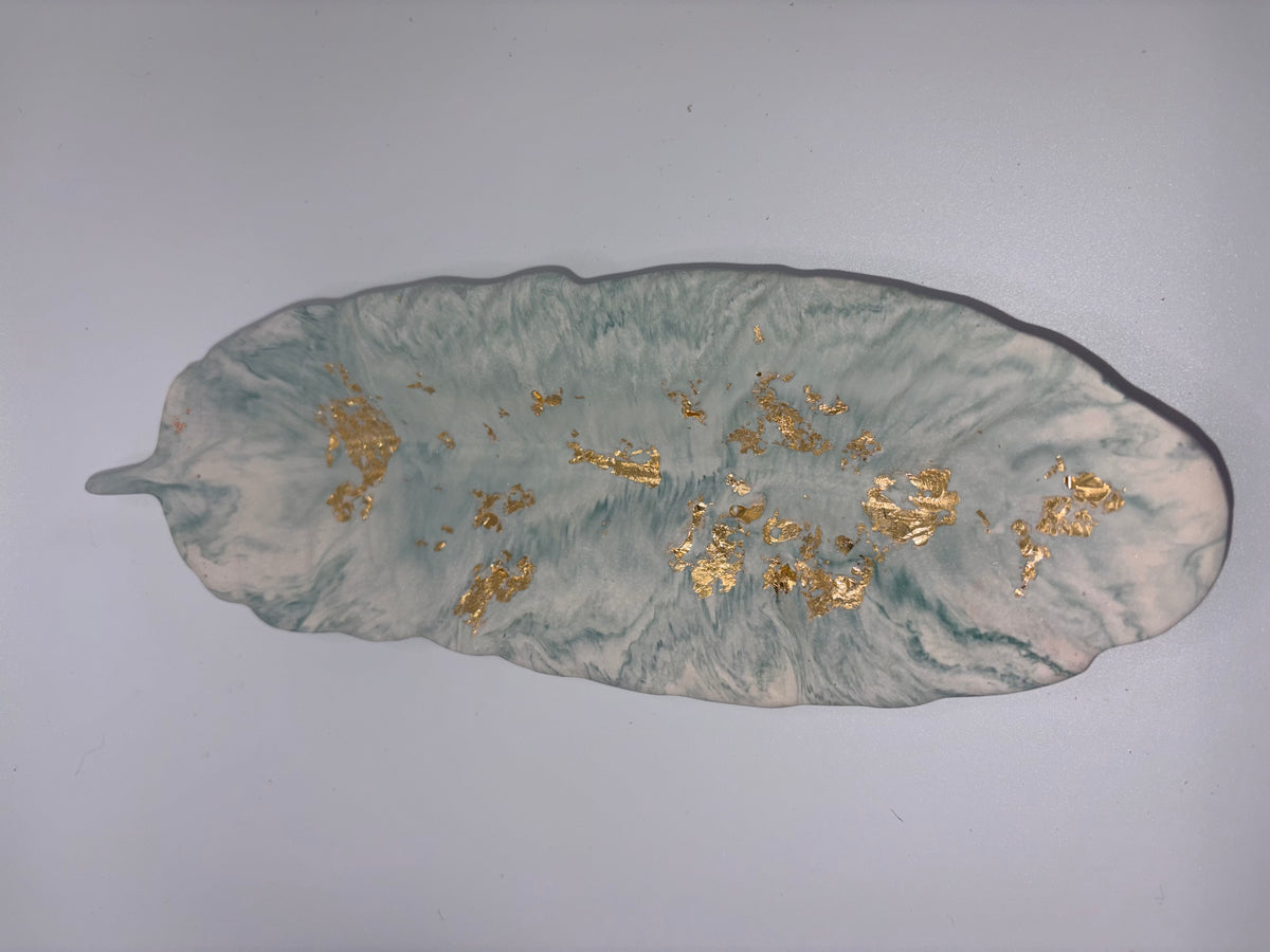 Jesmonite Marble & Gold Leaf Feather Ornament – size and scale reference, Croft & Cleo