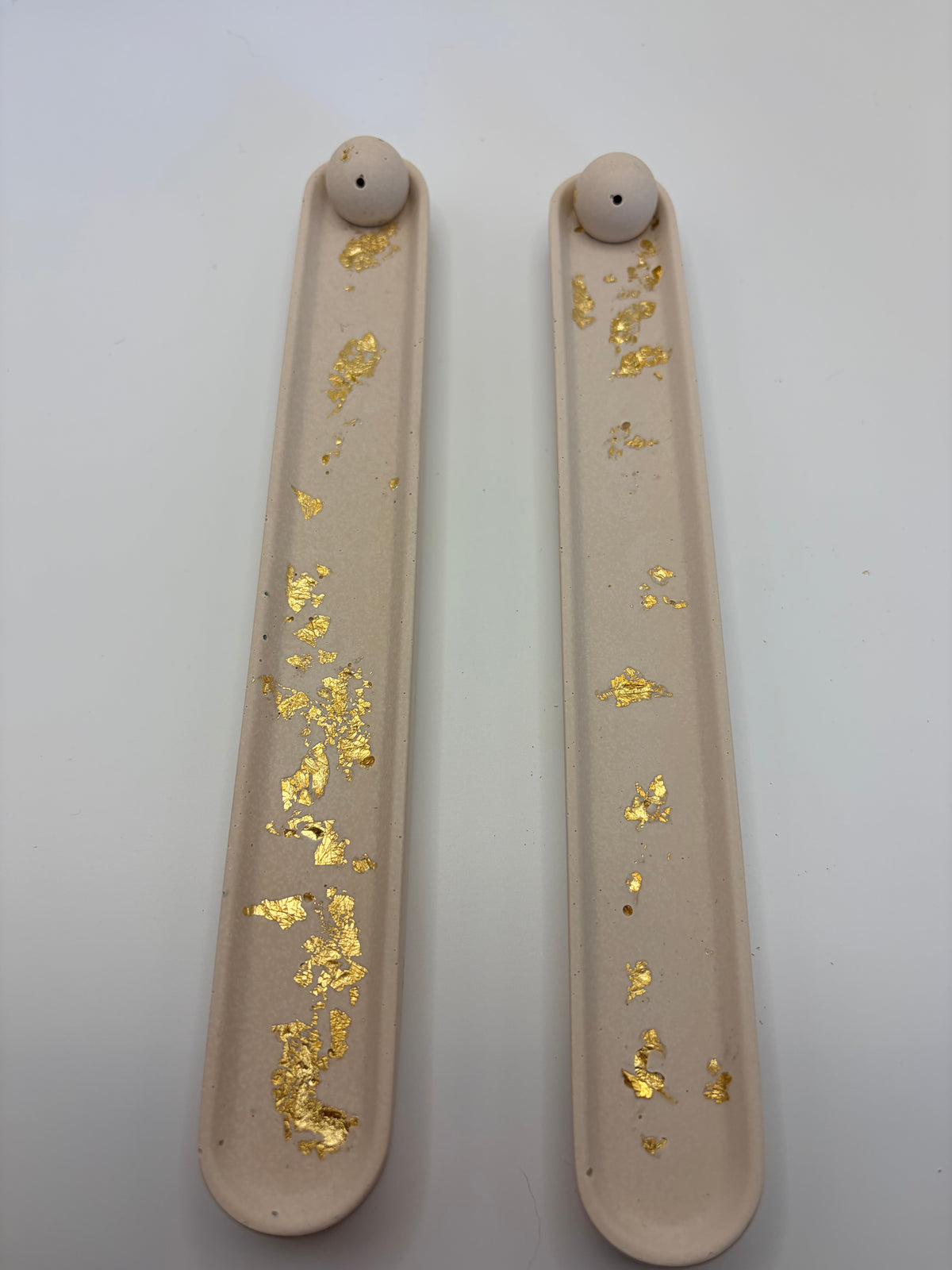 Jesmonite Marble Effect Incense Holder – close-up detail, Croft & Cleo