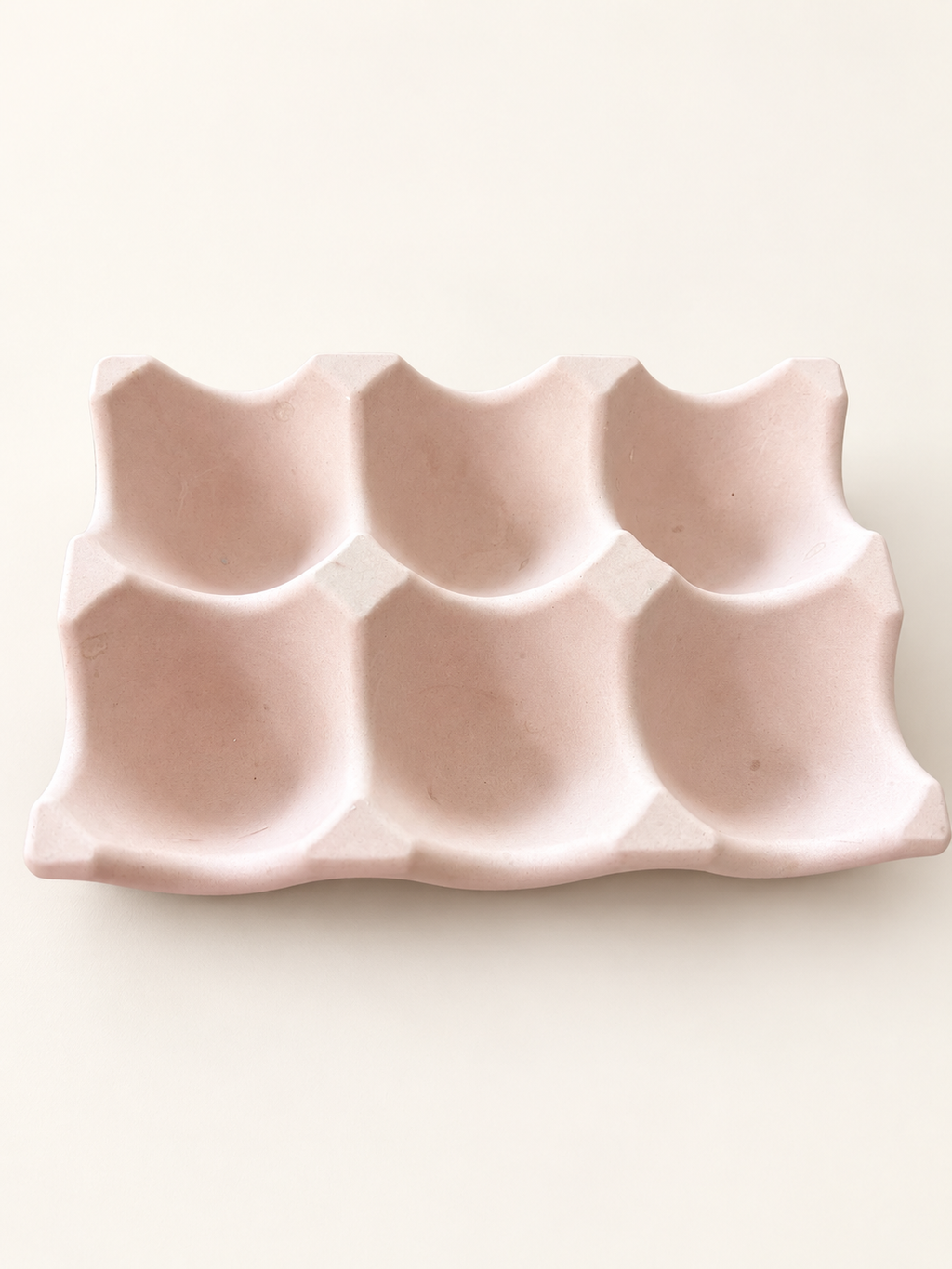 Egg Holder for 6 Eggs, Scalloped Handmade Jesmonite, Kitchen Countertop Decor