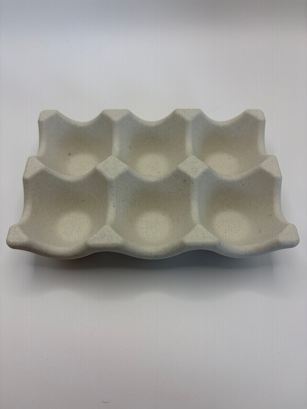 Scalloped Handmade Jesmonite Egg Holder for 6 Eggs – alternate angle, Croft & Cleo