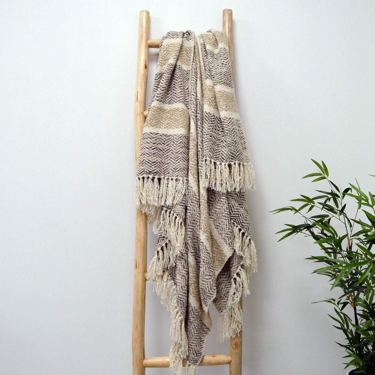 Croft Recycled Chenille Throw in Natural, fringed edge detail, Croft & Cleo